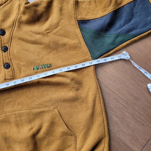 Vintage button up collar sweatshirt - Picture 8 of 12